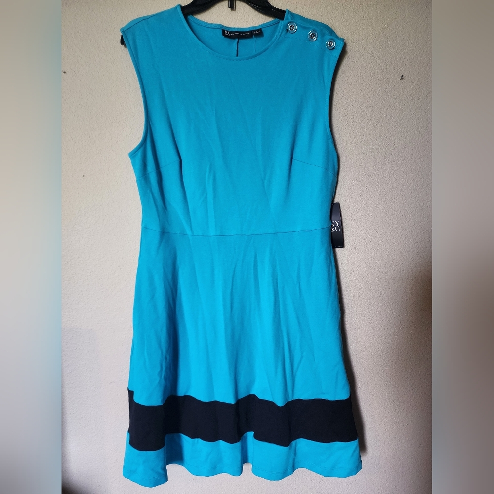 NWT New York & Company Contrast Stripe Shoulder-Button Flare Dress